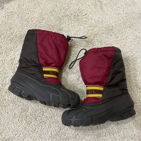 Sorel Youth Snow Winter Boots Kids Size 4 Maroon NY1799-228 Slip On Insulated, - Picture 3 of 15
